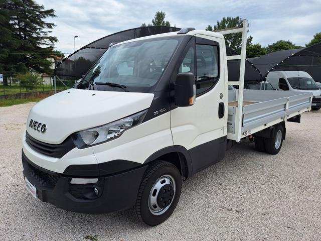 IVECO Daily usata, con ABS