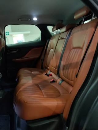 JAGUAR F-Pace usata, con ESP