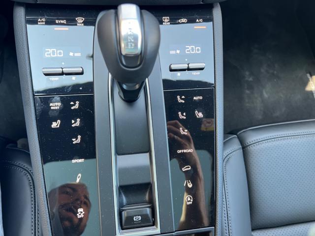 PORSCHE Macan usata, con Servosterzo