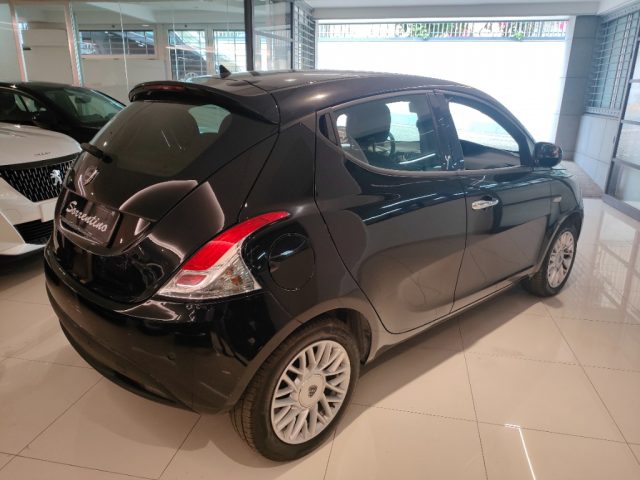LANCIA Ypsilon usata, con Controllo trazione