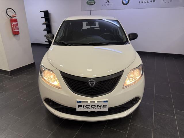 LANCIA Ypsilon usata, con Airbag