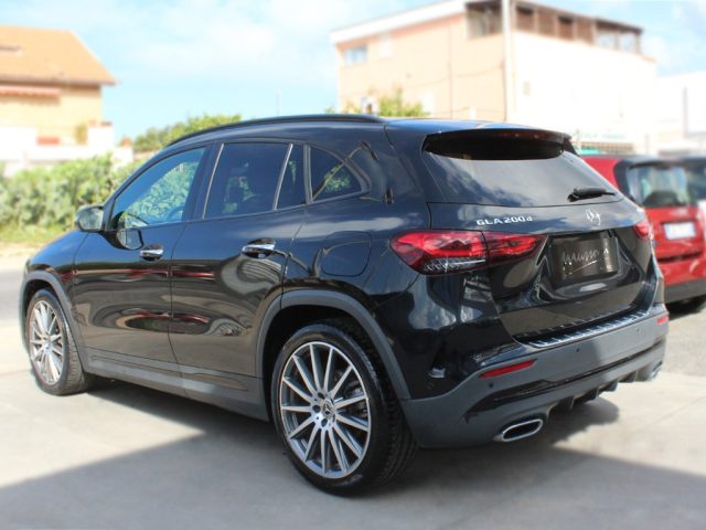 MERCEDES-BENZ GLA 200 usata, con Boardcomputer