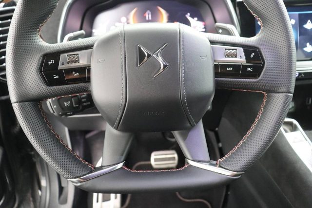 DS AUTOMOBILES DS 7 usata, con Autoradio