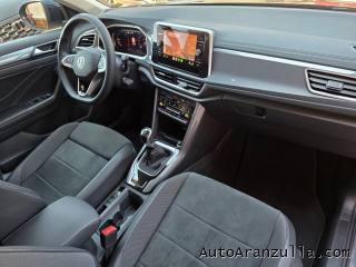 VOLKSWAGEN T-Roc usata, con Controllo automatico clima