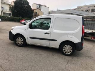 RENAULT Kangoo usata, con Controllo trazione