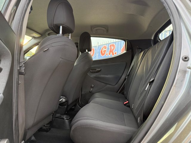 LANCIA Ypsilon usata 17