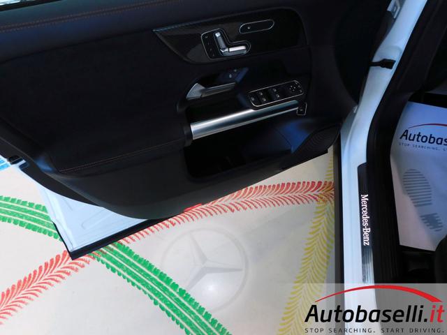MERCEDES-BENZ GLA 200 usata, con Frenata d
