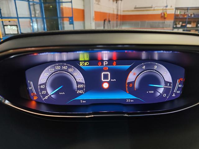 PEUGEOT 3008 usata, con Controllo automatico clima