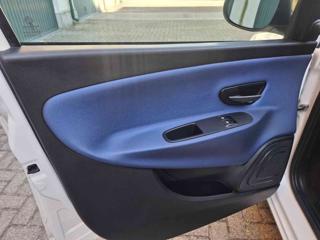 LANCIA Ypsilon usata, con Controllo trazione
