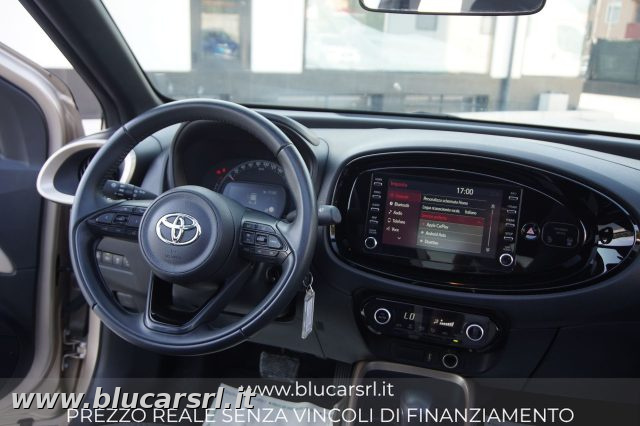 TOYOTA Aygo X usata 7