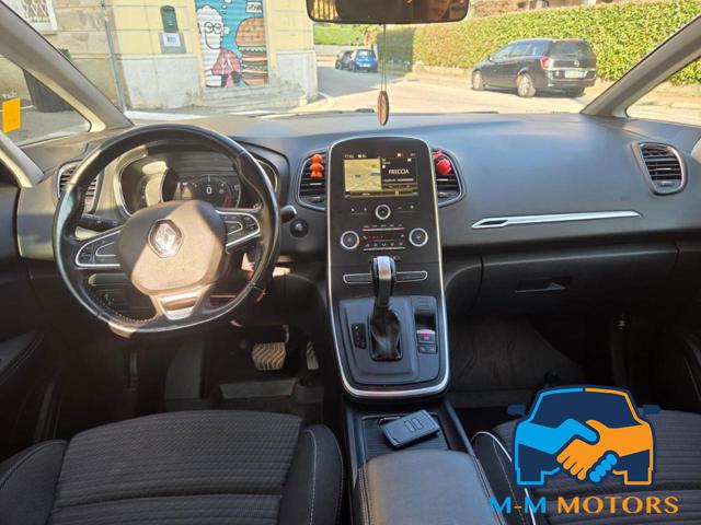 RENAULT Grand Scenic usata, con Park Distance Control