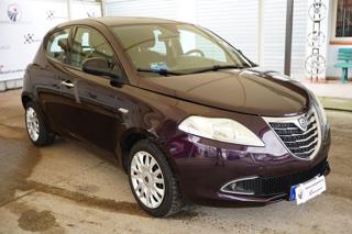 LANCIA Ypsilon usata, con Autoradio