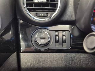 CHEVROLET Orlando usata, con Airbag testa