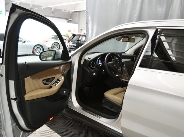 MERCEDES-BENZ GLC 220 usata, con Airbag
