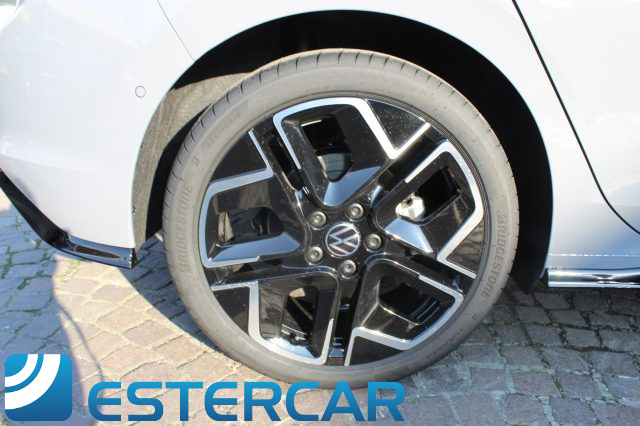 VOLKSWAGEN Golf usata, con ESP