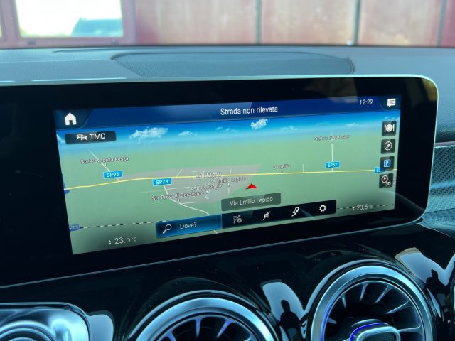 MERCEDES-BENZ GLB 200 usata, con Fendinebbia