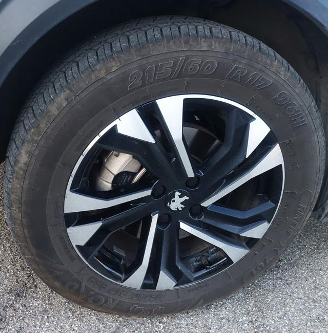 PEUGEOT 2008 usata, con Servosterzo