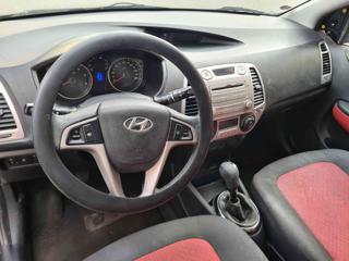 HYUNDAI i20 usata, con Chiusura centralizzata