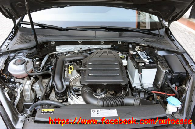 VOLKSWAGEN Golf usata, con Sistema di navigazione