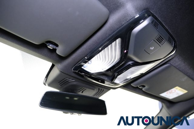BMW 320 usata, con Bluetooth