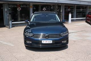 VOLKSWAGEN Passat Variant usata, con Climatizzatore
