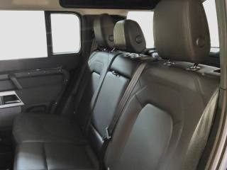 LAND ROVER Defender usata 9