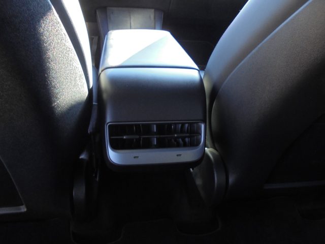 TESLA Model Y usata 31