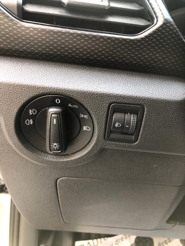 VOLKSWAGEN T-Cross usata, con Monitoraggio pressione pneumatici