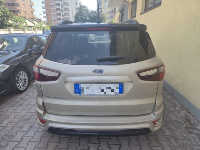 FORD EcoSport usata, con Autoradio digitale
