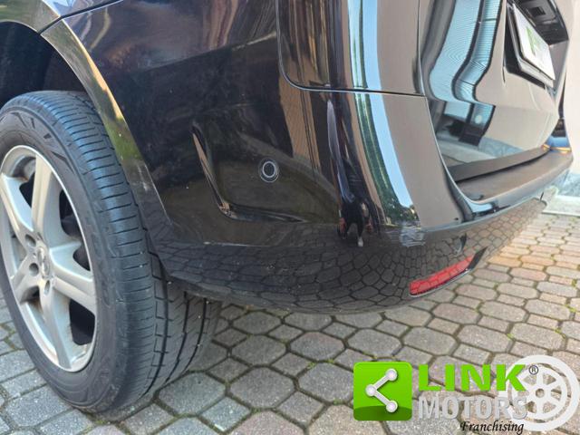 MERCEDES-BENZ Vito usata, con Volante in pelle