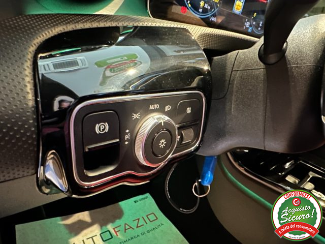 MERCEDES-BENZ A 200 usata, con Sistema di navigazione
