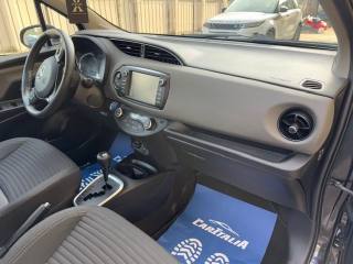 TOYOTA Yaris usata, con Fendinebbia