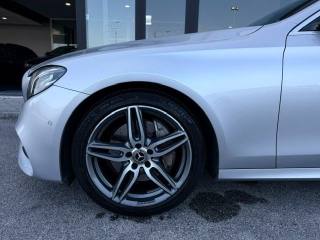 MERCEDES-BENZ E 220 usata, con Fendinebbia