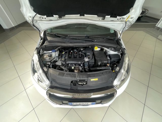 PEUGEOT 208 usata, con Specchietti laterali elettrici