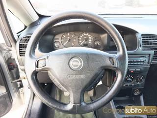 OPEL Zafira usata 24