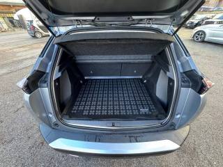 PEUGEOT 2008 usata, con Volante in pelle