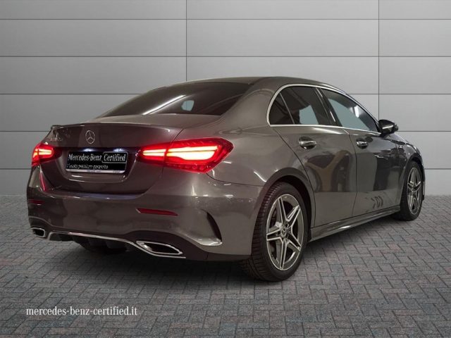 MERCEDES-BENZ A 180 usata, con Airbag