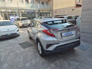 TOYOTA C-HR usata, con Climatizzatore