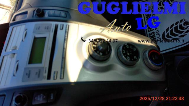 TOYOTA Yaris usata, con Servosterzo