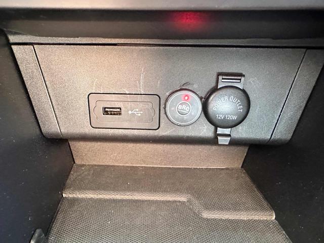 DR MOTOR DR 3.0 usata, con Sensori di parcheggio anteriori