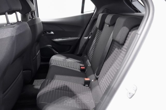 PEUGEOT 2008 usata, con Autoradio digitale