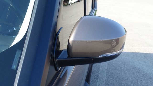LAND ROVER Discovery usata, con Sedile posteriore sdoppiato