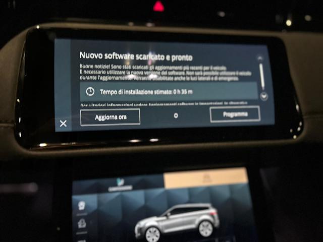 LAND ROVER Range Rover Evoque usata, con Cruise Control