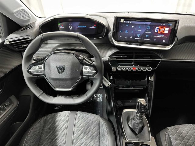 PEUGEOT 208 usata, con Sedile posteriore sdoppiato