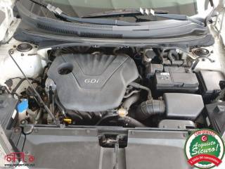 HYUNDAI Veloster usata, con Servosterzo
