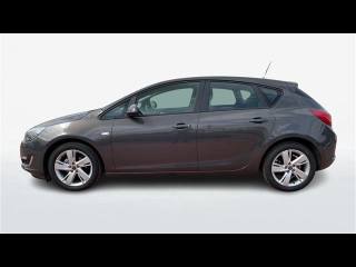 OPEL Astra usata, con MP3