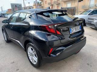 TOYOTA C-HR usata, con Boardcomputer