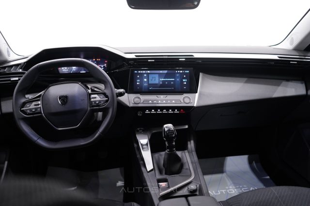 PEUGEOT 308 usata, con Luci diurne LED