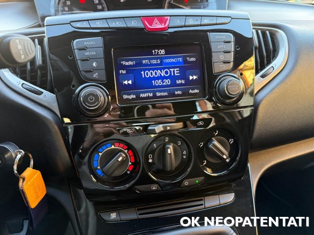 LANCIA Ypsilon usata, con ESP