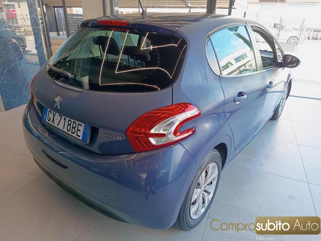 PEUGEOT 208 usata, con Alzacristalli elettrici
